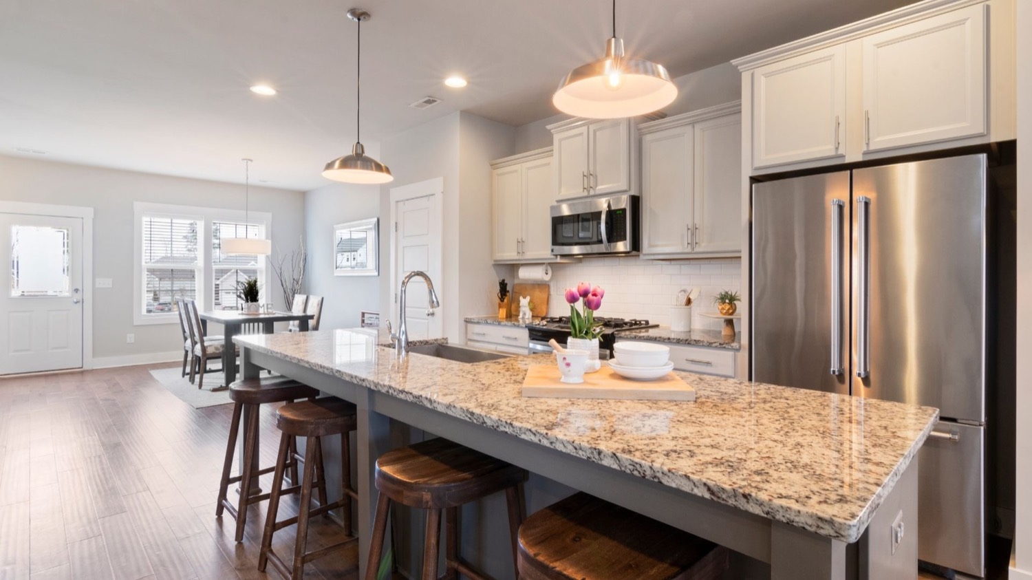 House cleaning kitchen in Williamsburg VA